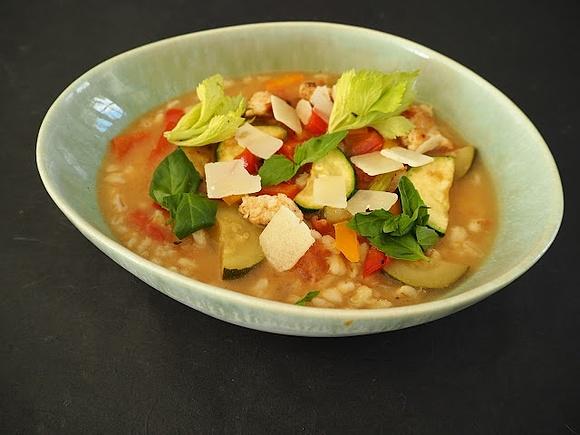 Zupa minestrone z warzywami