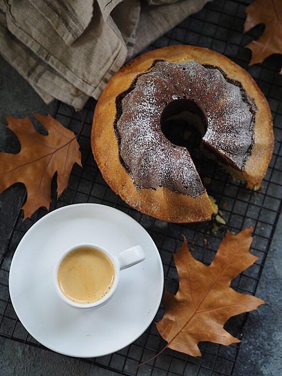 Babka z kawą i czekoladą - deser na jesień