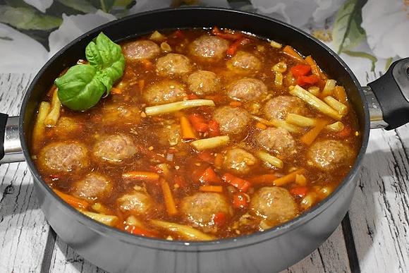 Kuleczki mielone w pysznym sosie