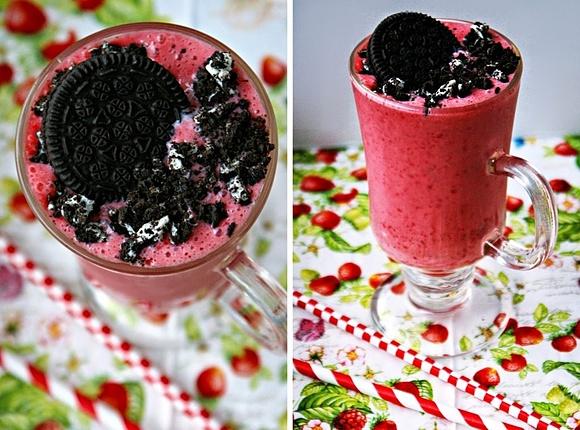 Shake truskawkowy z Oreo