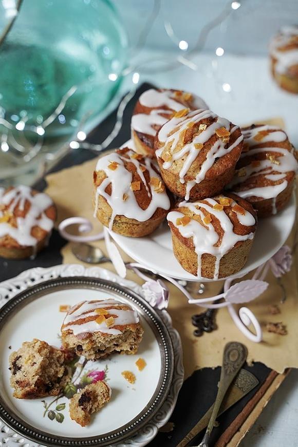 Muffiny cynamonowe z czekoladą i migdałami
