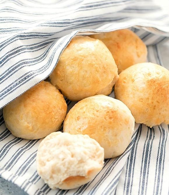 Bułki bez drożdży - szybkie pieczywo do kanapek i dań obiadowych