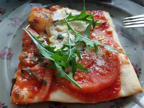 Pizza domowa - najprostsza i najlepsza