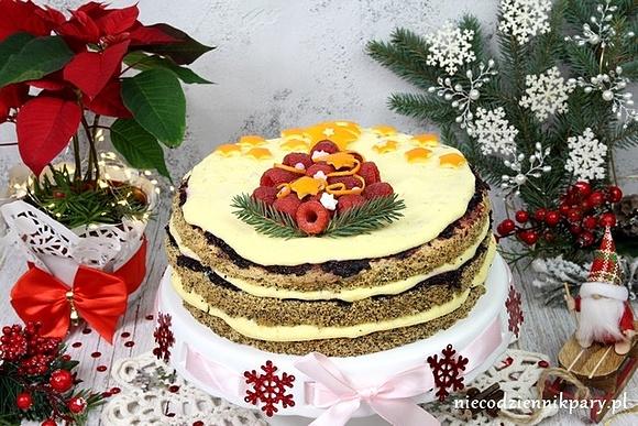 Tort makowy z pomarańczowym kremem
