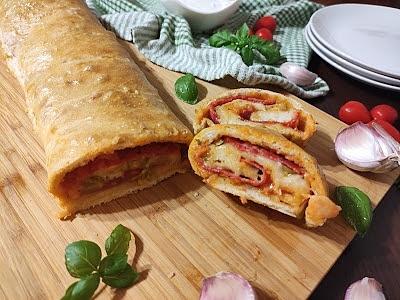 Pizza Stromboli