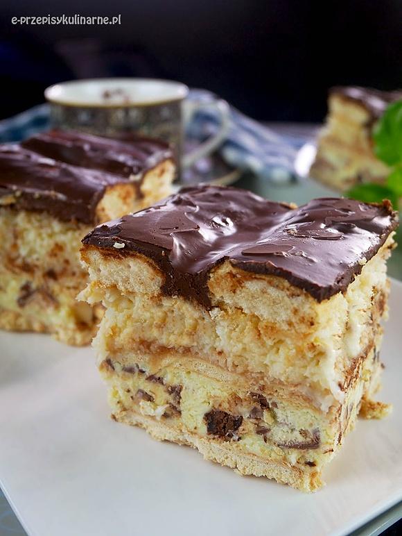 Ciasto Wygodnisia bez pieczenia z wiórkami kokosowymi i czekoladą