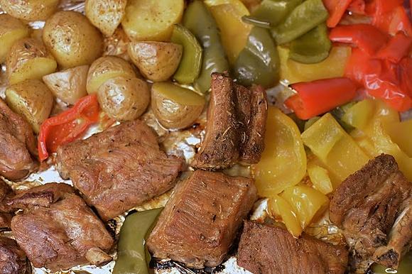 Marynowane pieczone żeberka