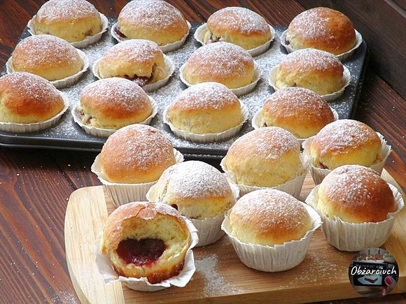 Bułeczki pączkowe pieczone z ciasta na pączki miękkie i puszyste