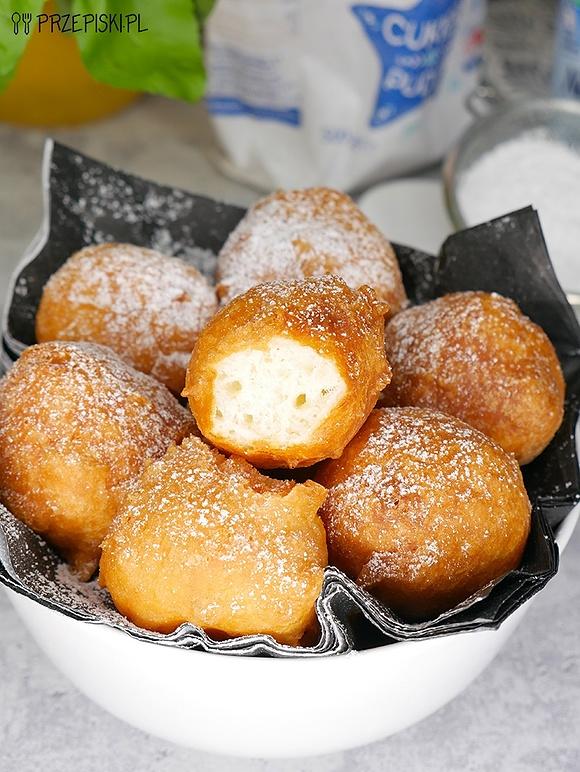 Mini pączki z 3 składników