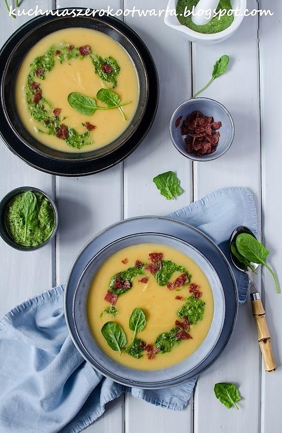 Zupa krem z ziemniaków z pesto i chrupiącym salami