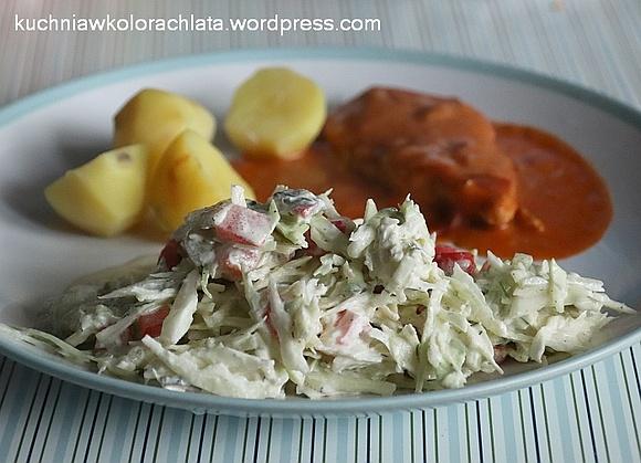 Prosta surówka z kapusty ze śmietaną