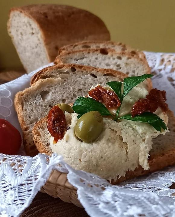 Pasta z wędzonego pstrąga
