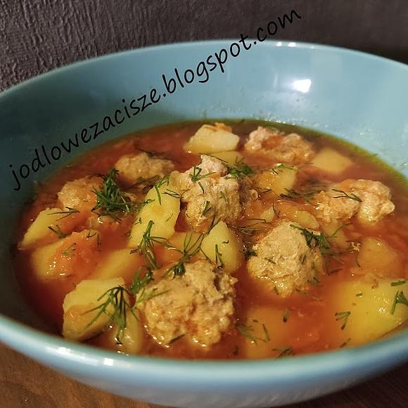 Zupa z klopsikami
