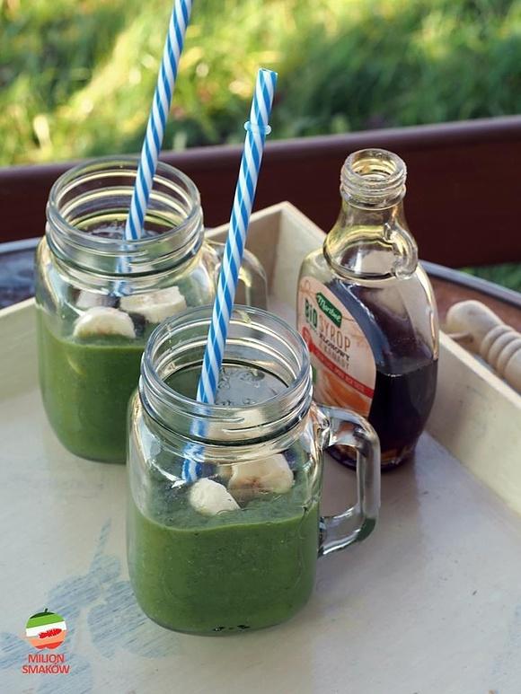 Klasyczne smoothie z jarmużem i jabłkiem