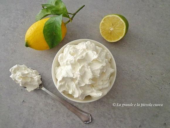 Domowy ser mascarpone z dwóch składników