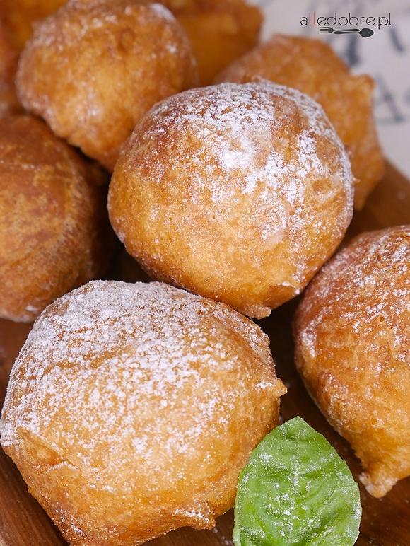 Pączki serowe - przepis na pyszne i delikatne pączki z serem