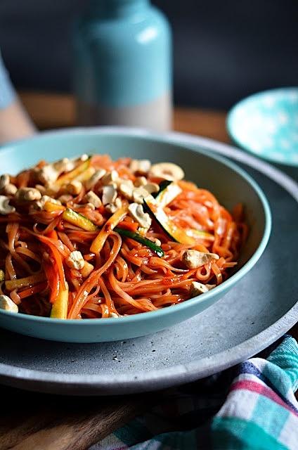 Makaron ryżowy w sosie gochujang