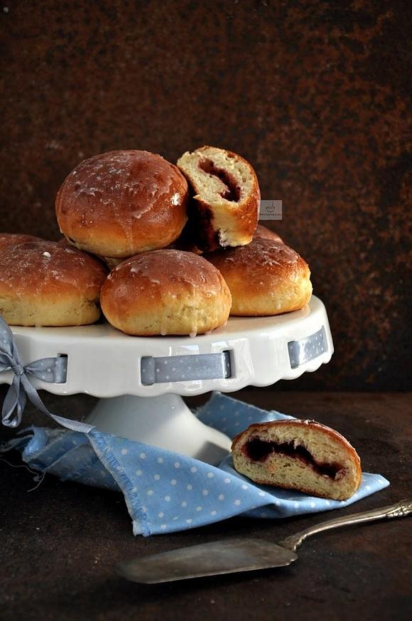 Pączki orkiszowe pieczone lub smażone