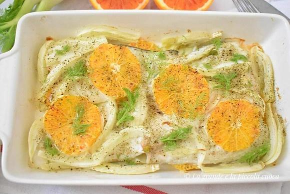 Dorada pieczona z fenkułem w sosie pomarańczowym