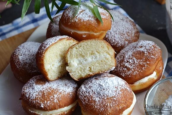 Pączki z kremem mascarpone