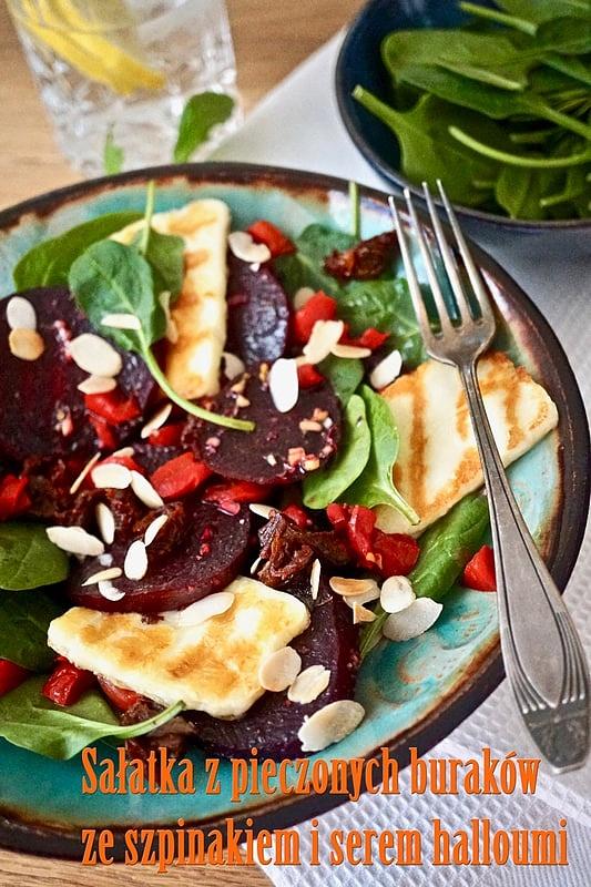 Sałatka z pieczonych buraków ze szpinakiem i serem halloumi