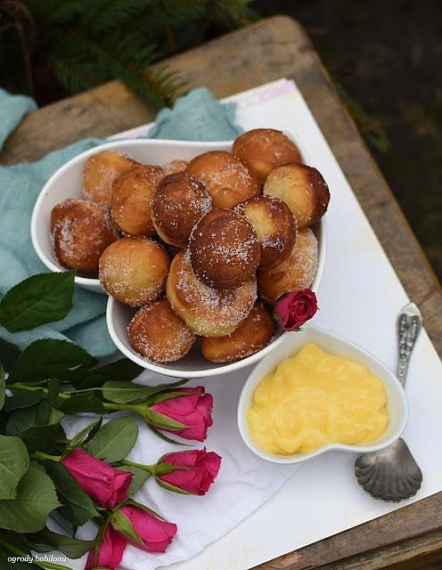 Bomboloni - włoskie pączki z nadzieniem