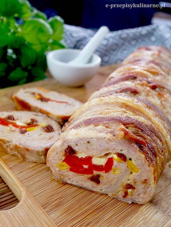 Rolada gyros z mięsa mielonego z boczkiem i warzywami