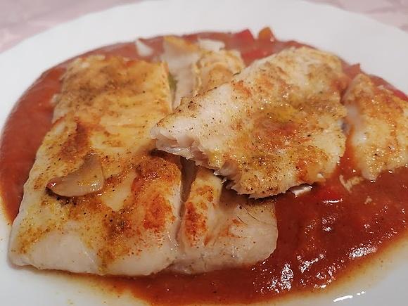 Dorsz w sosie curry łagodne