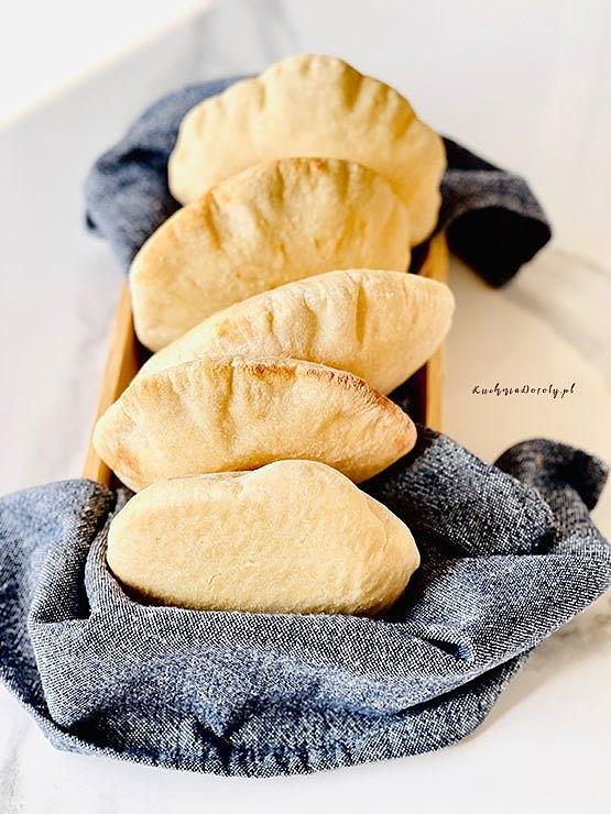 Pita – pieczony chlebek domowy, szybki i łatwy przepis