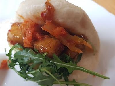 Bułeczki bao z kalmarami i tofu