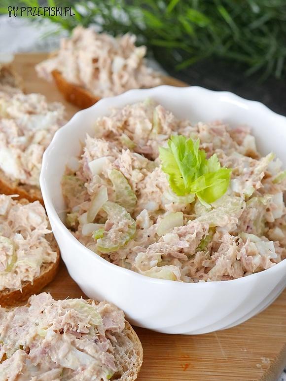 Seler naciowy do pasty kanapkowej z jajkami i tuńczykiem