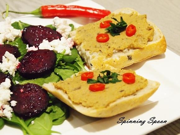 Orientalna pasta z soczewicy i bakłażana