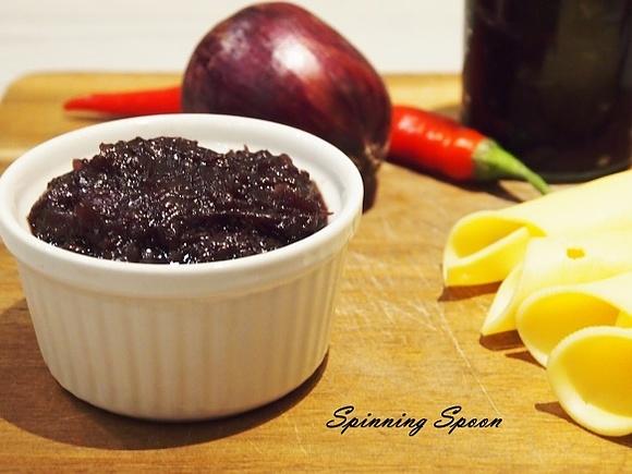 Chutney z czerwonej cebuli