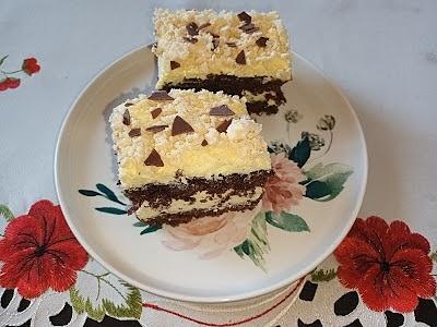 Śmietankowiec – kremowy tort na bazie śmietanki