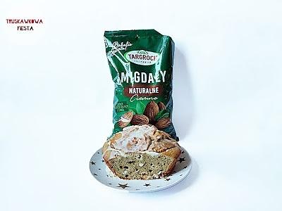 Ciasto z migdałami i białą czekoladą