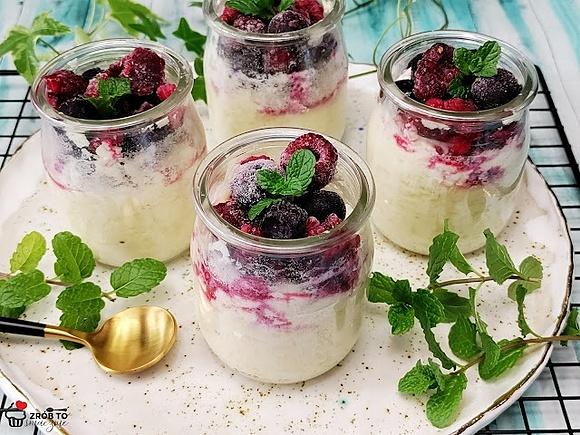 Mini serniczki pieczone w multicookerze i air fryer
