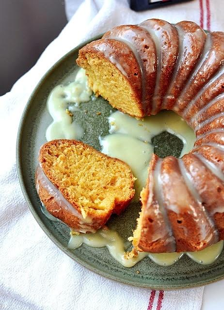 Babka pomarańczowa z likierem Cointreau