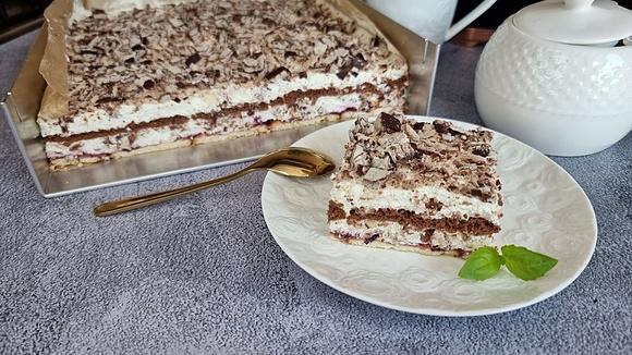 Prince Polo bez pieczenia - błyskawiczne ciasto z herbatnikami