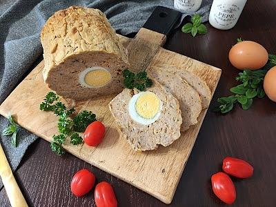 Pieczeń rzymska z jajkiem