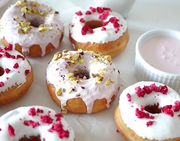 Donuts - amerykańskie pączki z dziurką