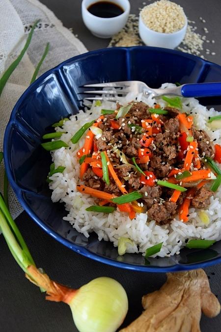 Mielona wołowina w sosie teriyaki