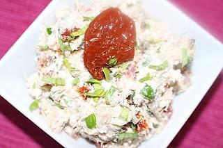 Pasta z wędzonej makreli i suszonych pomidorów