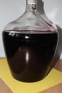 Wino z czarnego bzu