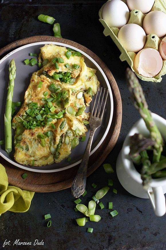 Omlet ze szparagami