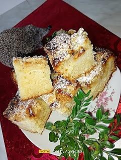 Maślane ciasto z jabłkami i kruszonką