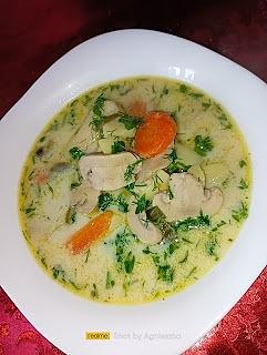 Zupa pieczarkowa z ziemniakami