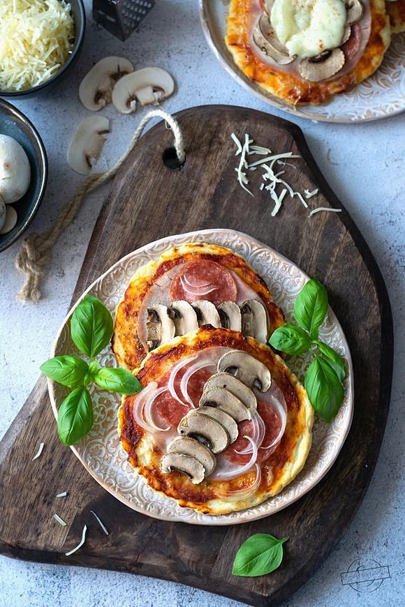 Szybkie pizzerinki bez wyrastania