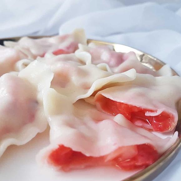 Pierogi z truskawkami najlepszy przepis na ciasto