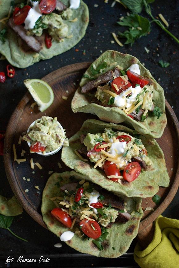 Tacos z pokrzywy i stekiem