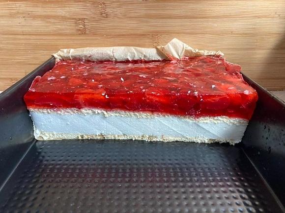 Owocowa Pianka - lekkie i orzeźwiające ciasto bez pieczenia